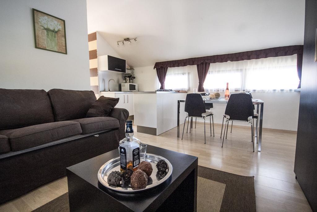 Apartment Katoro Умаг Екстериор снимка